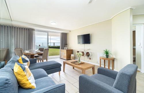 Lagoon Beach Apartamento | 2 Bedroom Seaview, Holiday Apartment, Lagoon Beach
