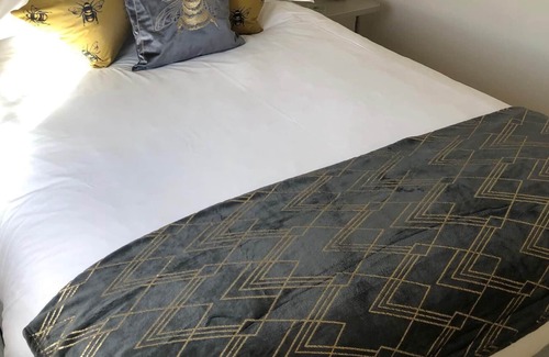 Hinton Charterhouse Cabaña | Premier-Rural-Baño Privado
