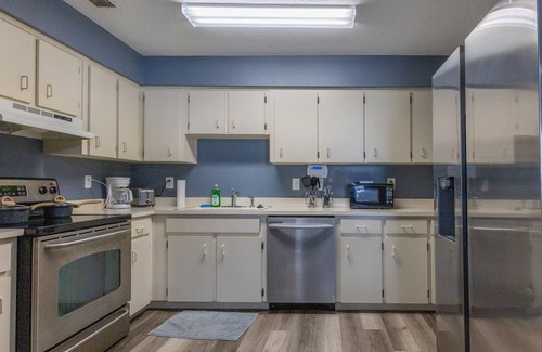 Lakeland Casa | 2 bedroom southside townhouse