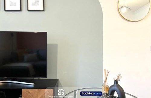 Oxford City Centre Apartamento | 2 Bedroom Spacious Duplex with Free Parking Near The University - By Spencer & Jackson Short Lets & Serviced Accommodation Oxford
