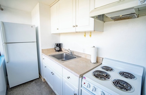 Waikiki Apartamento | 2-bedroom studio Family 4 person in terrific HonoluluNear Waikiki AlaMoanaGreen