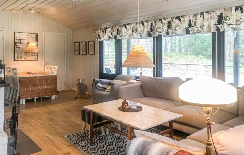 Fasalt Casa | 2 Bedroom Stunning Home In Örkelljunga