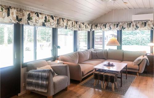 Fasalt Casa | 2 Bedroom Stunning Home In Örkelljunga