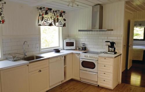 Fasalt Casa | 2 Bedroom Stunning Home In Örkelljunga