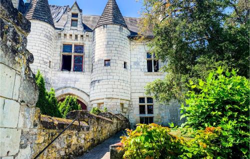 Chinon Casa | 2 Bedroom Stunning Home In Chinon