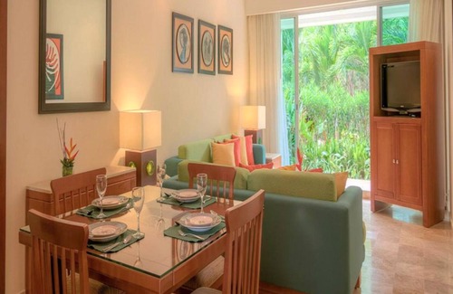 Villa Juarez Complejo | 2 Bedroom Suite at Mayan Palace Vidanta Resort Riviera Maya