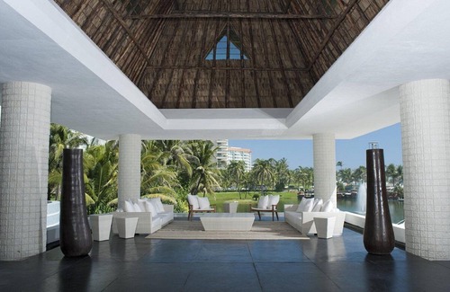 Acapulco Complejo | 2 BEDROOM suite at The Grand Mayan at Vidanta Acapulco