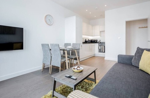 St Albans Apartamento | 2 Bedroom Top Floor Grosvenor's Luxury Apartment