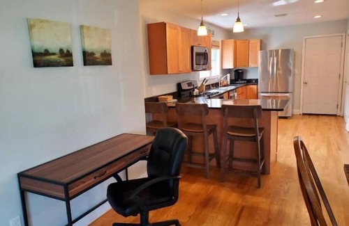 Town of Hastings Apartamento | 2-bedroom townhouse with indoor fireplace
