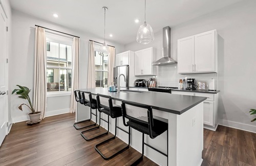 Chosewood Park Casa | 2-Bedroom Townhouse in Atlanta Near Airport, Downtown, Beltline, and More