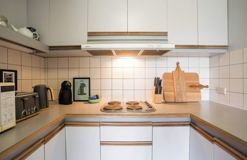 Cowes Casa | 2 Bedroom Townhouse Next to Golf