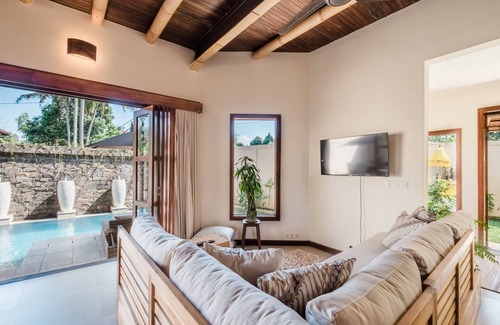 Kutuh Kaja Villa | 2 Bedroom Unique Villa in Ubud 7 minutes to Art Market Ubud