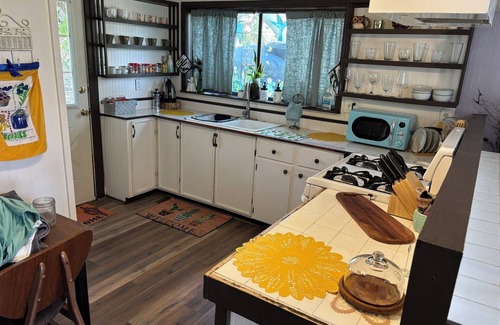Hays County Cabaña | 2 Bedroom Vacation Cottage in San Marcos/Wimberley, TX