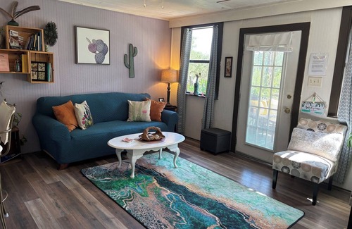 Hays County Cabaña | 2 Bedroom Vacation Cottage in San Marcos/Wimberley, TX