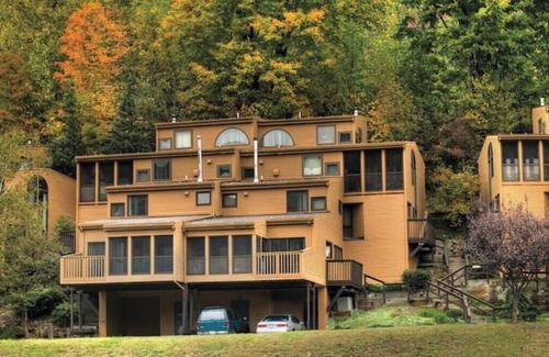 Shawnee On Delaware Apartamento | 2 bedroom villa Poconos Mtns.