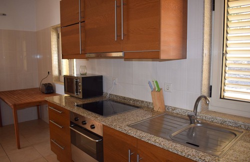 Bemposta Cabaña | Villa de 2 Dormitorios con Vista al Río Duero – Piscina y Canoas Incluidas