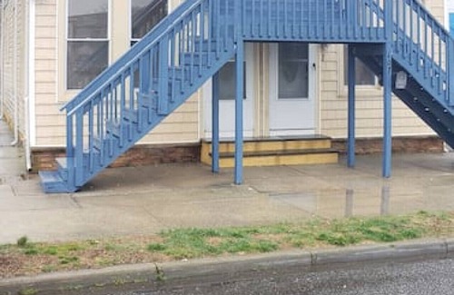 Cape May - Wildwood Apartamento | 2 bedroom, Walk to Beach & Boardwalk ! Apt. 1R