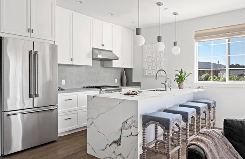 Solvang Apartamento | 2 bedroom - WiFi, AC, garaged off-street parking with EV Charger.