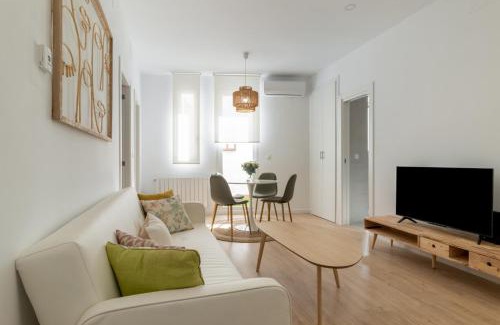 Ibiza Apartamento | 2 bedrooms 2 bathrooms furnished - Retiro - Refurbished - MintyStay
