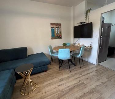 Bat Yam Apartamento | 2 Bedrooms Apartment " Marcheliz " in Bat-yam