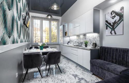 Lviv City Center Apartamento | 2 bedrooms Apartments Levia 2