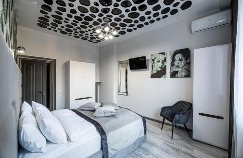Lviv City Center Apartamento | 2 bedrooms Apartments Levia 2