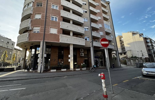Zvezdara Apartamento | 2 bedrooms, City center!