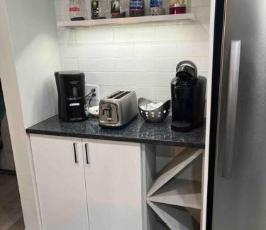 Adolphustown Casa | 2 Bedrooms Holiday Homes In Deseronto