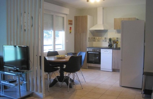 Arles Casa | 2 bedrooms house with living / kitchen dining and large outside patio