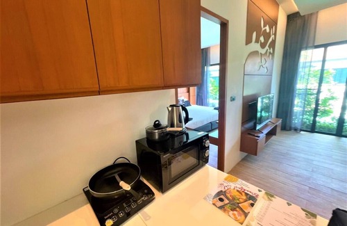 Chalong Complejo | 2-bedrooms pool access in beautiful residential area with fitness room, AC