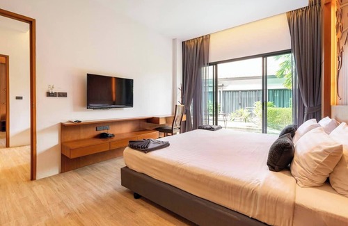 Chalong Complejo | 2-bedrooms pool access in beautiful residential area with fitness room, AC