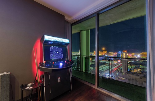 Las Vegas Condominio | Palms Place Hotel-Stunning Modern Giant Suite-Amazing Strip View !!! ¡Buen precio!