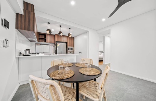 Scarborough Casa | 2 Bedrooms unit-Walk to Scarborough Beach