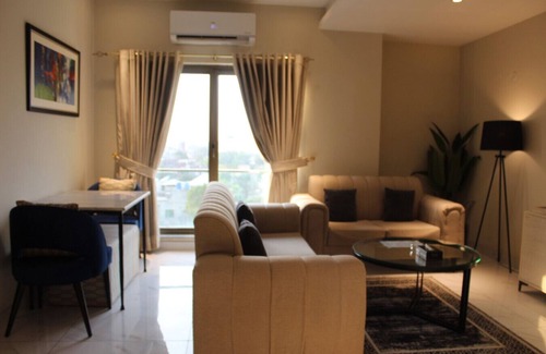 Lahore Apartamento | 2 Bedrooom Apartment in the Heart of Lahore with Gym Access