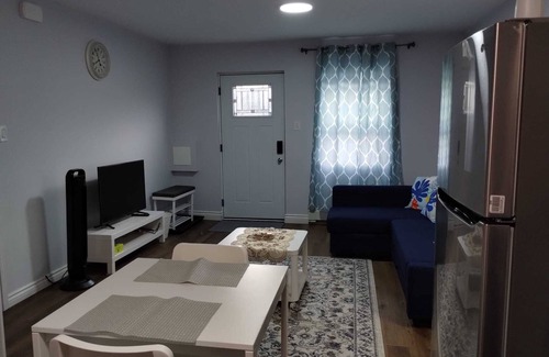 Halifax Apartamento | 2 beds ,1 bathroom at beautiful area of Clayton Park. Fits 4 persons.