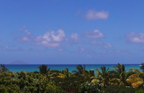 Grand Gaube Apartamento | 2 BEDS FULLY FURNISHED APARTMENTS AT 2 MINUTES WALK TO THE BEACH IN THE NORTH.