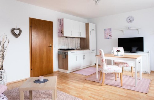 Westerburg Apartamento | 2 Bett Ferienwohnung Kirschblüte