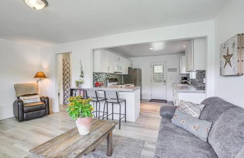Oceano Casa | 2 Blocks to Beach Dog-Friendly Oceano Cottage