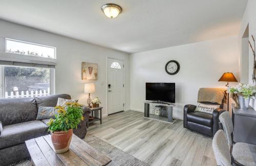 Oceano Casa | 2 Blocks to Beach Dog-Friendly Oceano Cottage