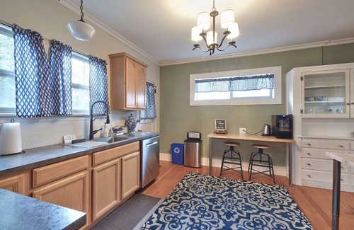 McMinnville Casa | 2 Blocks to Dining + Tasting Rooms