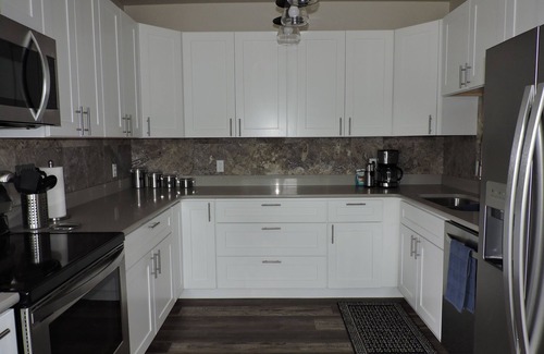 Buena Vista Condominio | 2 bm newly reno condo w/AMAZING Mt. view & 2 blks fr main st /Arkansas River