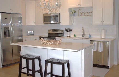 Northeast Virginia Beach Casa | Hermosa y espaciosa casa adosada cerca del mar (410A)