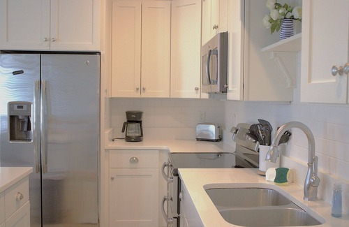 Northeast Virginia Beach Casa | Hermosa y espaciosa casa adosada cerca del mar (410A)