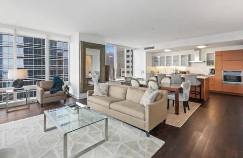 Financial District Casa | 2 BR 2BA Millennium Tower Condo - San Francisco Life Real Estate