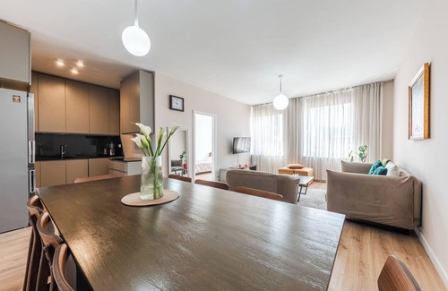Shkoder Apartamento | 2-BR Apartment close to Radio Shkodra: Roger That!