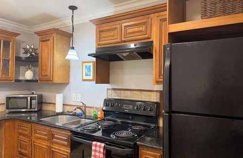 Highlands - Perkins Apartamento | 2 BR apartment with laundry, pool