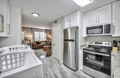 Austell Apartamento | 2 BR Apt New and Clean - Long Stays Welcome (apt8)