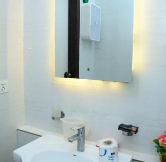 Balochistan Apartamento | 2 BR city view Apartment with AC WiFi TV and more