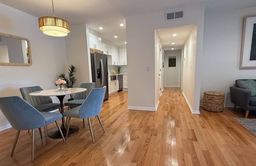 Charlotte Park Condominio | 2-BR Condo in Nashville w/Riverview! Newly Remodeled. 15 Minutes to Downtown!