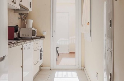 San Julian Apartamento | 2 Dorm Elegante en la Sevilla más autentica